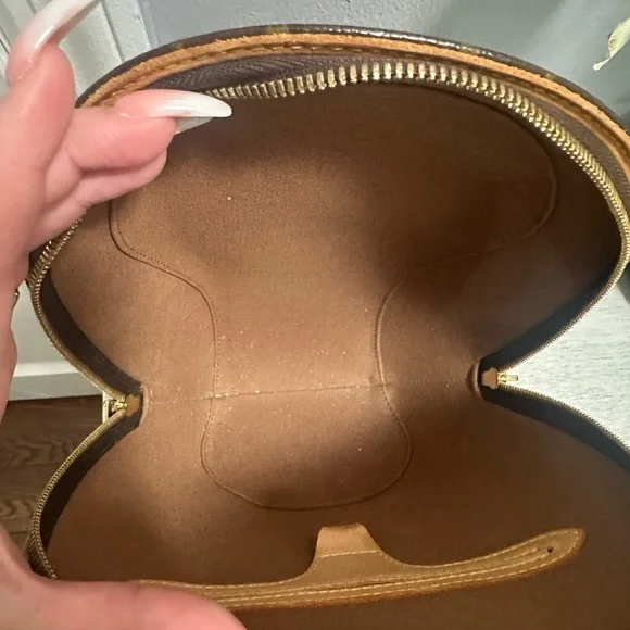 Louis Vuitton Brown and Tan Monogram Backpack - Picture 3 of 5